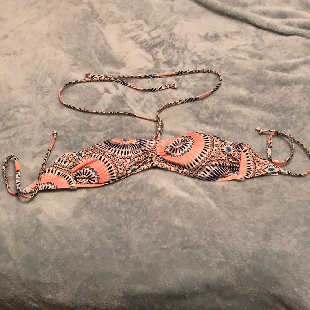 H&M bathing suit top
